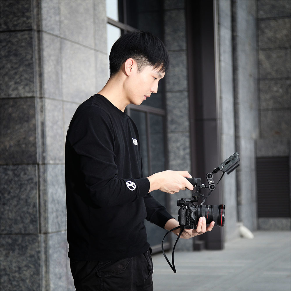 SmallRig_Cage_Kit_for_Sony_A7R_III_2096_5__46464