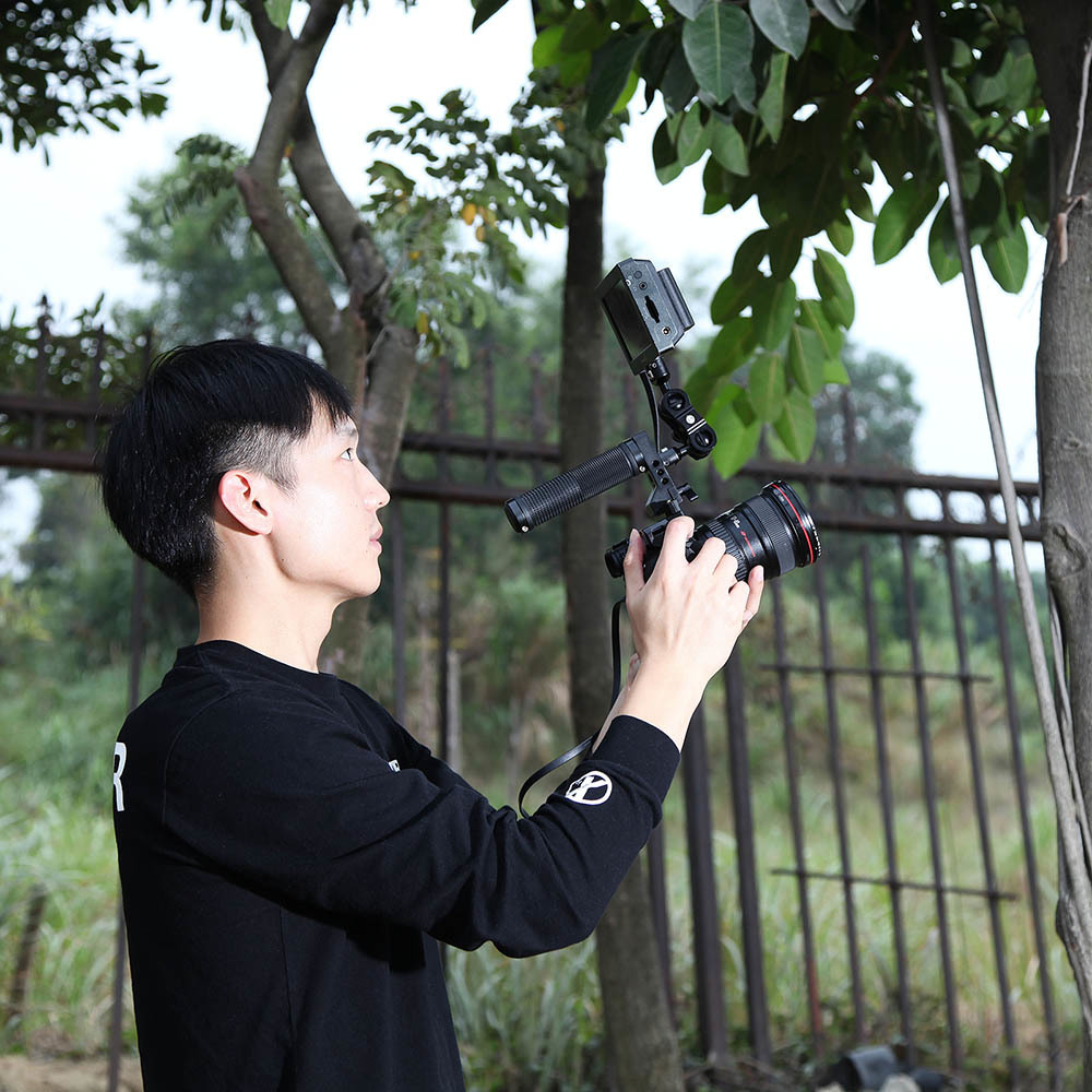 SmallRig_Cage_Kit_for_Sony_A7R_III_2096_6__03453